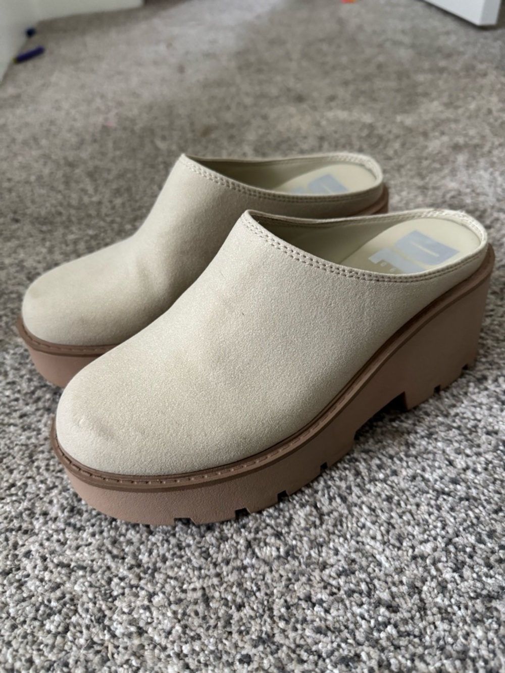 Dirty Laundry Cream Suede Platform Mule Clogs